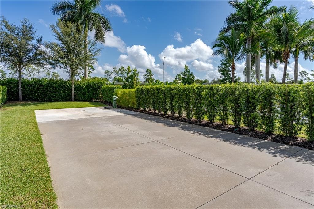 13611 Snook CIR, NAPLES FL 34114-10