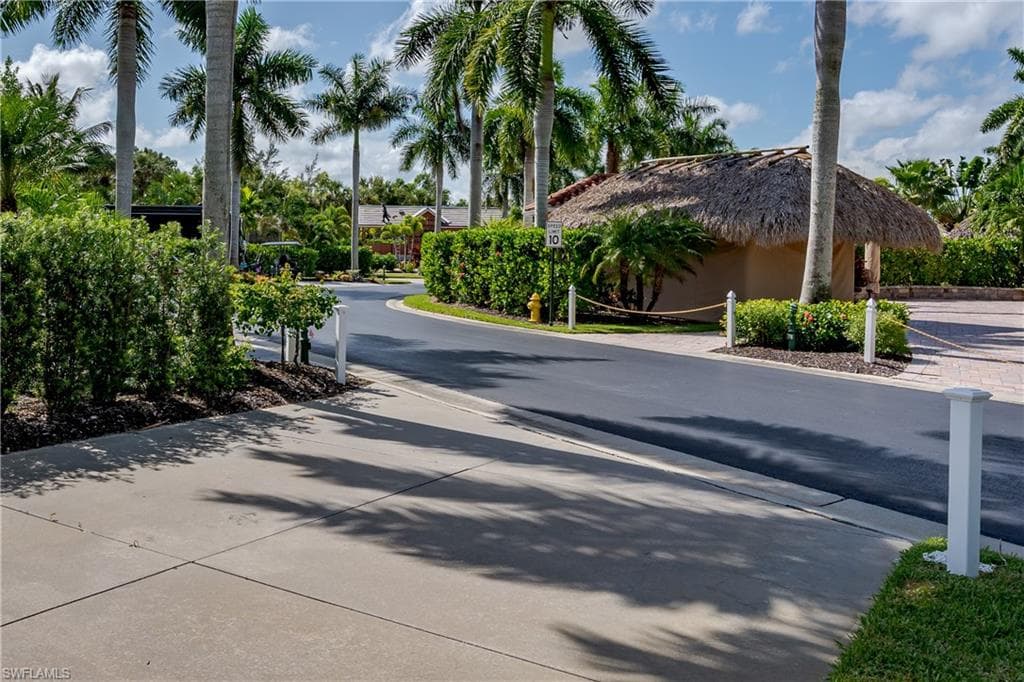 13611 Snook CIR, NAPLES FL 34114-39