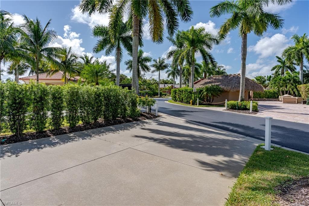 13611 Snook CIR, NAPLES FL 34114-38