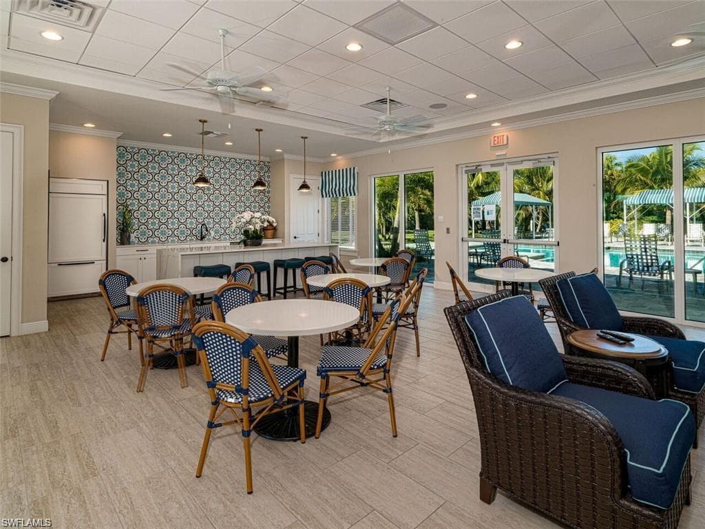 2279 Marquesa CIR, NAPLES FL 34112-25