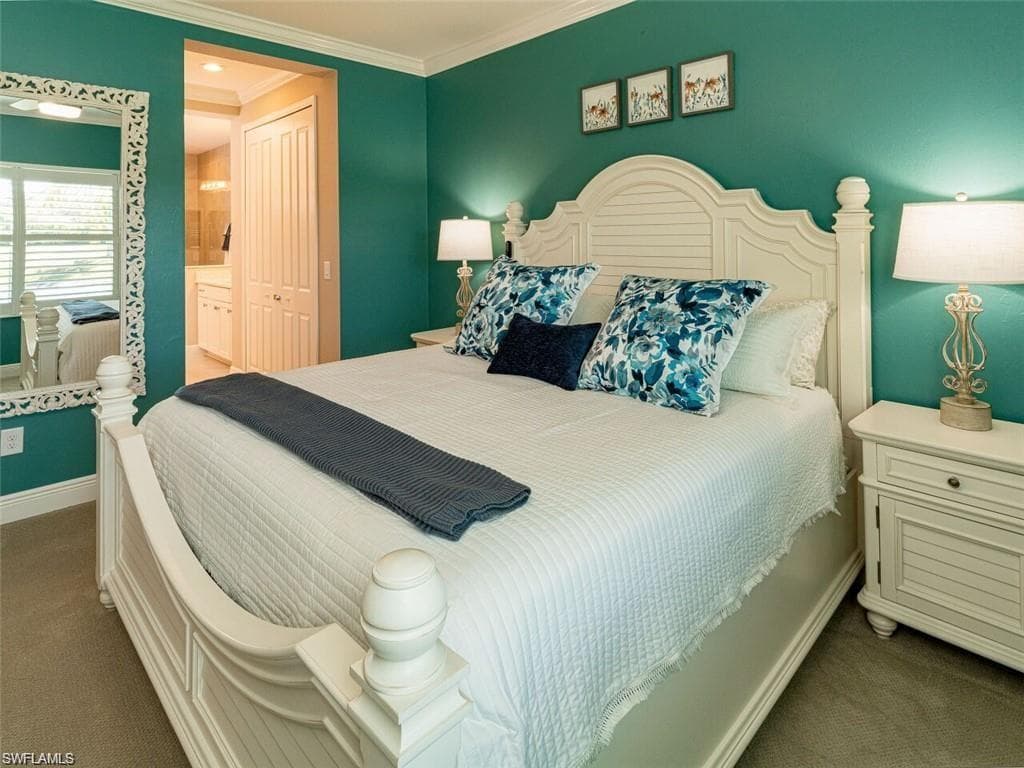 2279 Marquesa CIR, NAPLES FL 34112-9