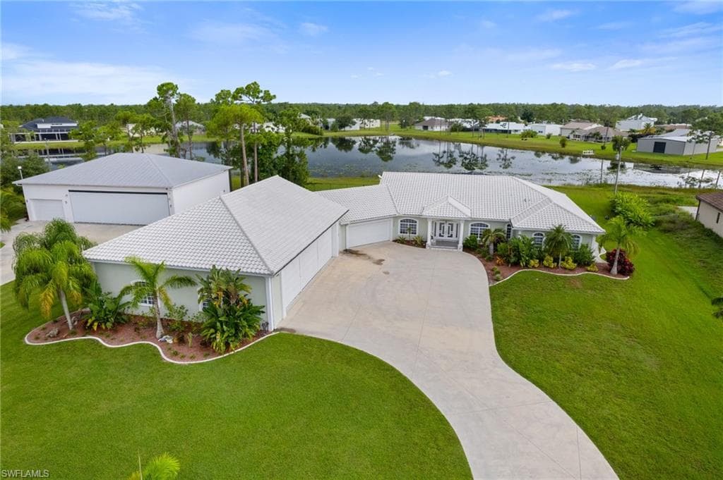 18683 Baseleg AVE, NORTH FORT MYERS FL 33917-5