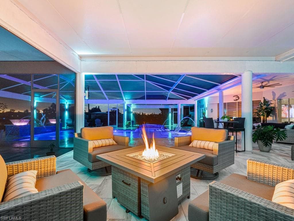 18683 Baseleg AVE, NORTH FORT MYERS FL 33917-35