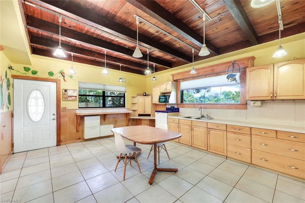 18191 Slater RD, NORTH FORT MYERS FL 33917-8