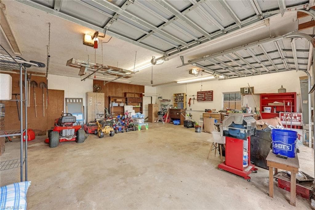 18191 Slater RD, NORTH FORT MYERS FL 33917-30