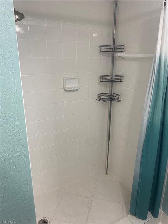 4629 Bayshore DR # J3, NAPLES FL 34112-21