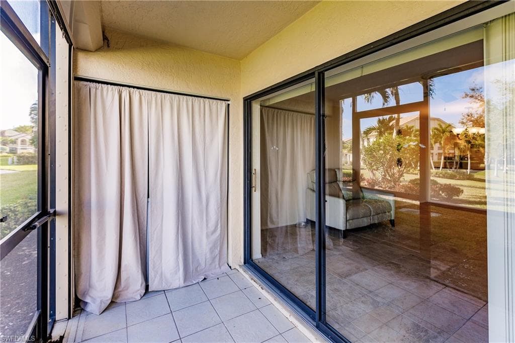 8715 Charter Club CIR # 2, FORT MYERS FL 33919-12