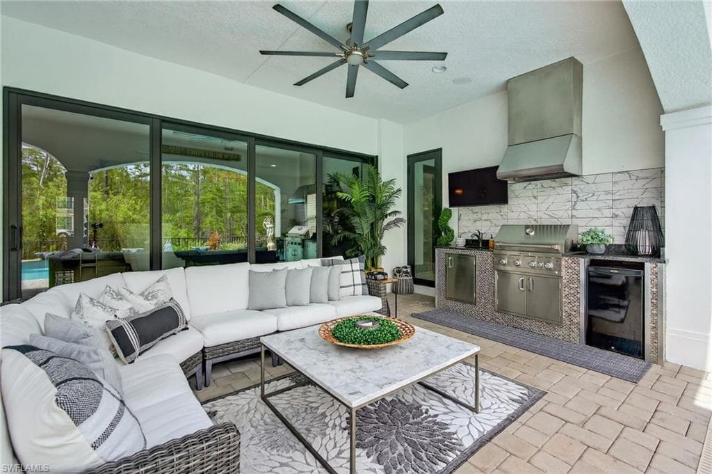 14690 Reserve PL, NAPLES FL 34109-41