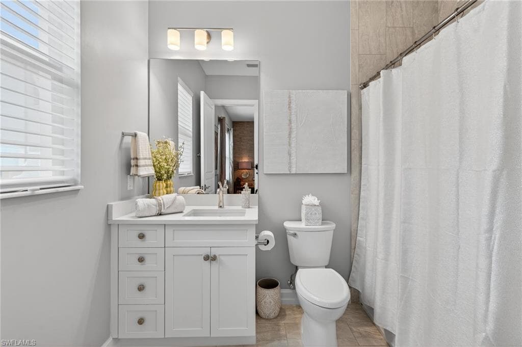 14690 Reserve PL, NAPLES FL 34109-21