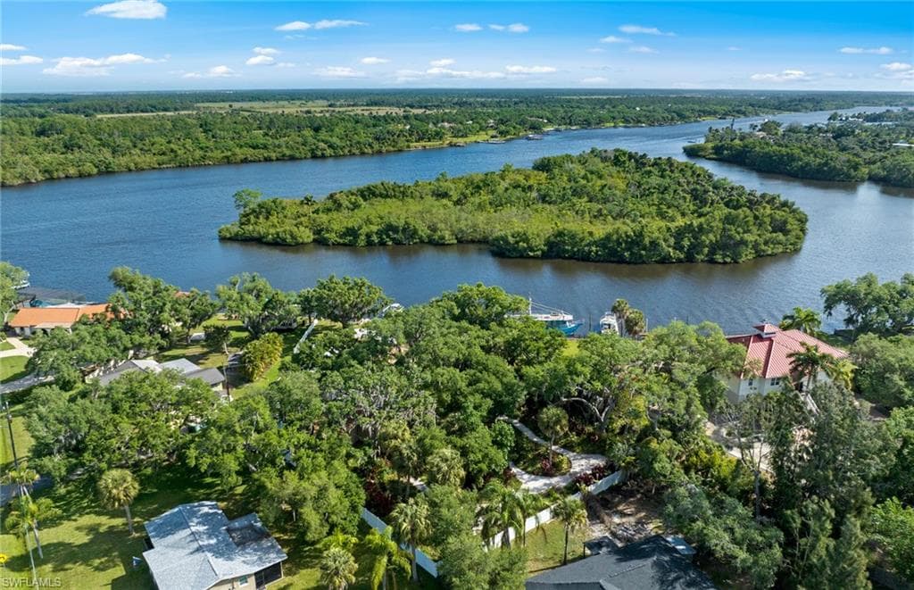 13782 River Forest DR, FORT MYERS FL 33905-7