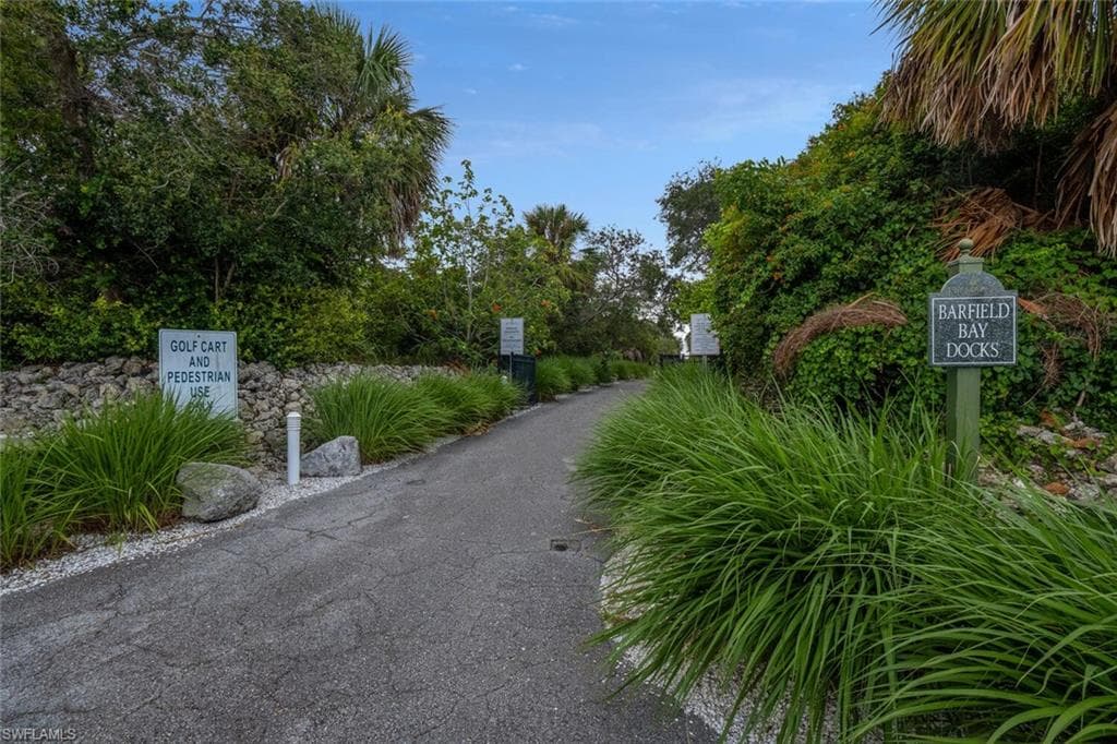 935 Whiskey Creek DR, MARCO ISLAND FL 34145-8