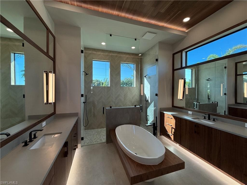 6802 Griffin BLVD, FORT MYERS FL 33908-14