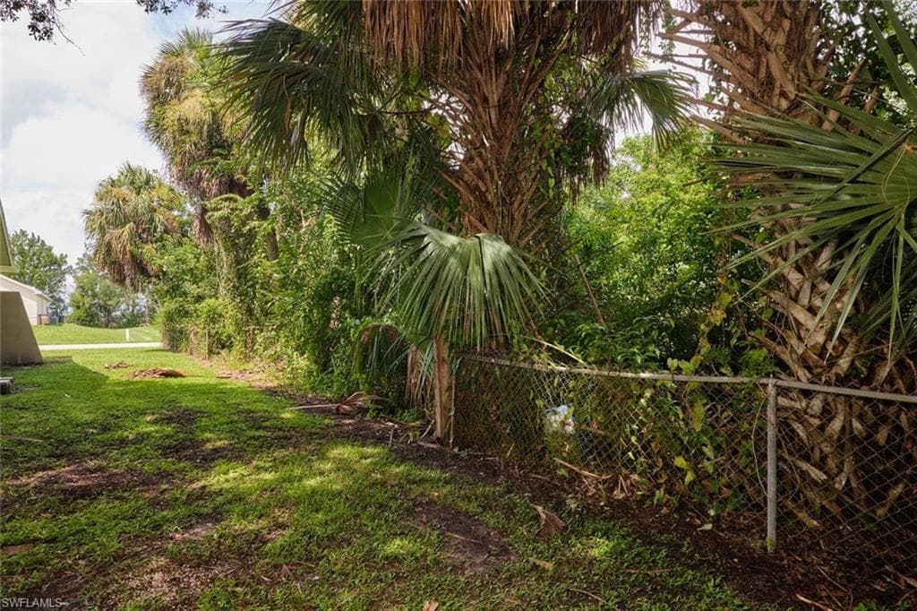 2321 Thurlow ST, ALVA FL 33920-35