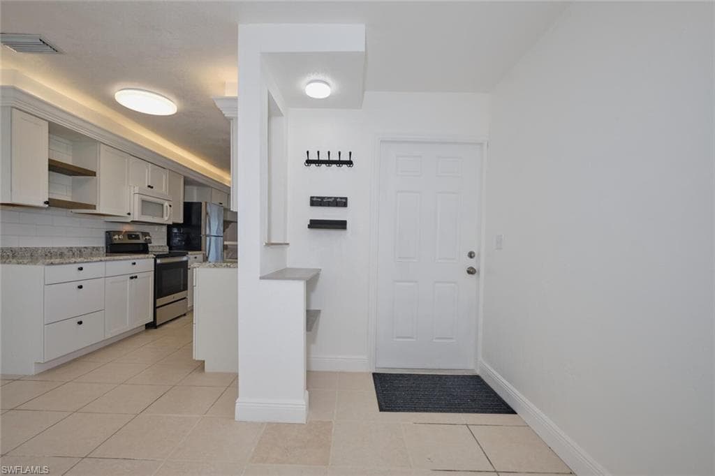 2321 Thurlow ST, ALVA FL 33920-4