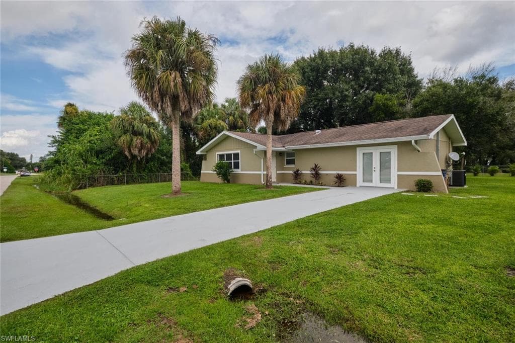 2321 Thurlow ST, ALVA FL 33920-3