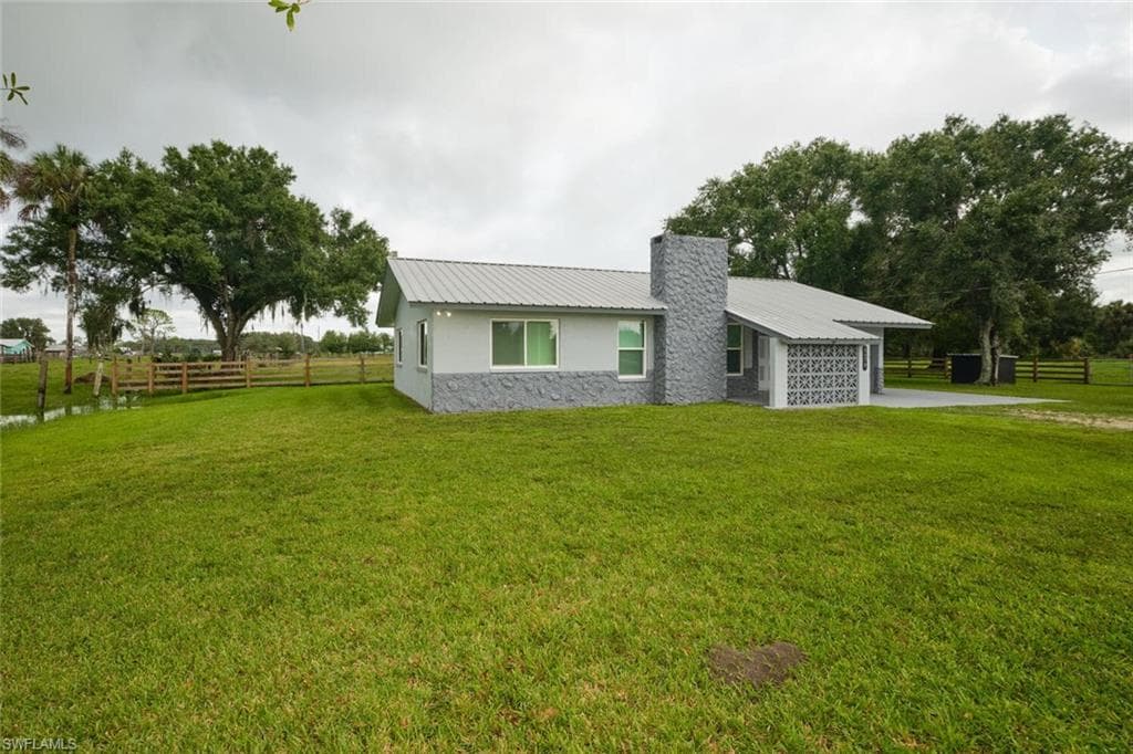 8678 County Rd 78, FORT DENAUD FL 33935-21
