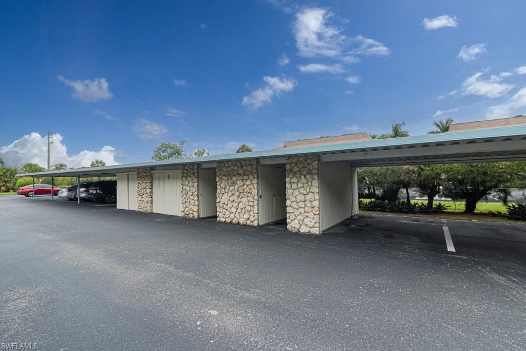 325 Charlemagne BLVD # B208, NAPLES FL 34112-30