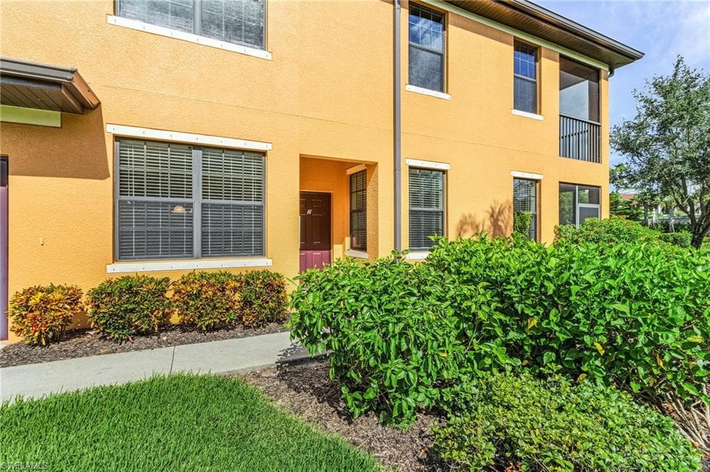 3732 Pino Vista WAY # 2, ESTERO FL 33928-24
