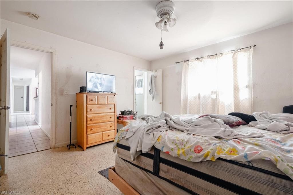 1208 Barnsdale ST, LEHIGH ACRES FL 33936-25