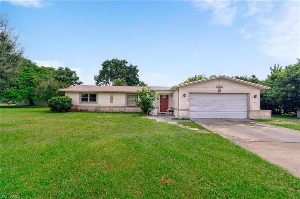 1208 Barnsdale ST, LEHIGH ACRES FL 33936-27