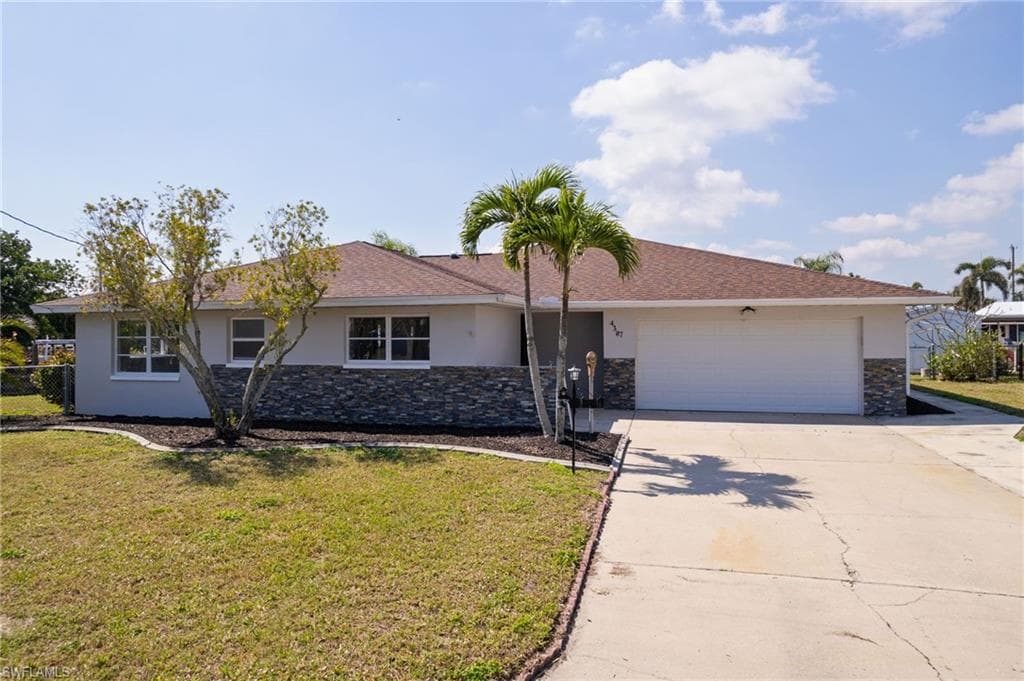 4387 Harbour TER, NORTH FORT MYERS FL 33903-1