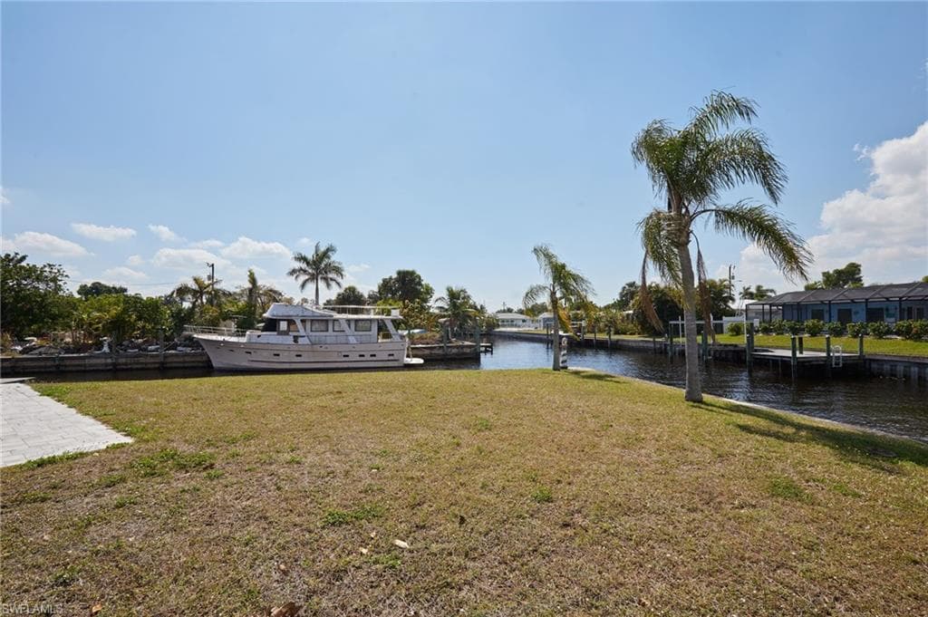 4387 Harbour TER, NORTH FORT MYERS FL 33903-33