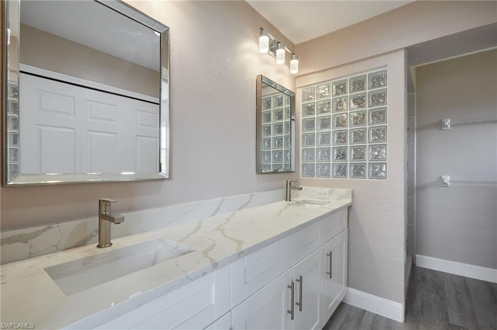 4387 Harbour TER, NORTH FORT MYERS FL 33903-24