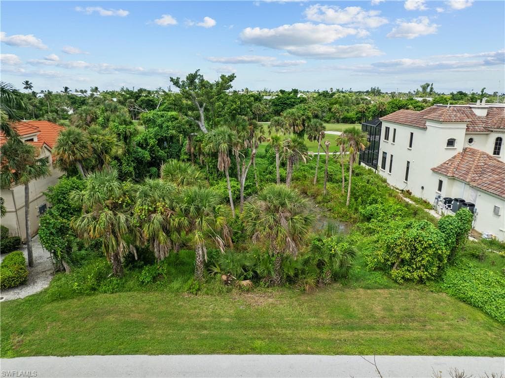 2453 Wulfert RD, SANIBEL FL 33957-5