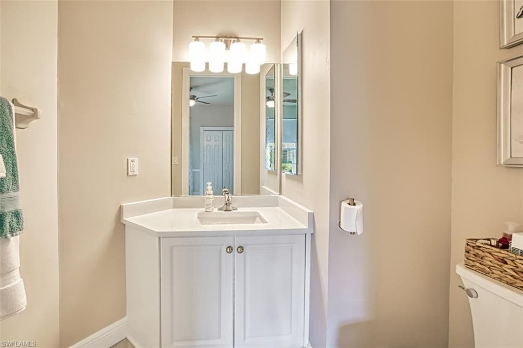 8451 Southwind Bay CIR, FORT MYERS FL 33908-27