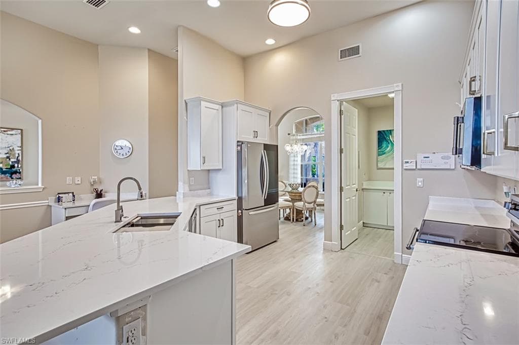 8451 Southwind Bay CIR, FORT MYERS FL 33908-14