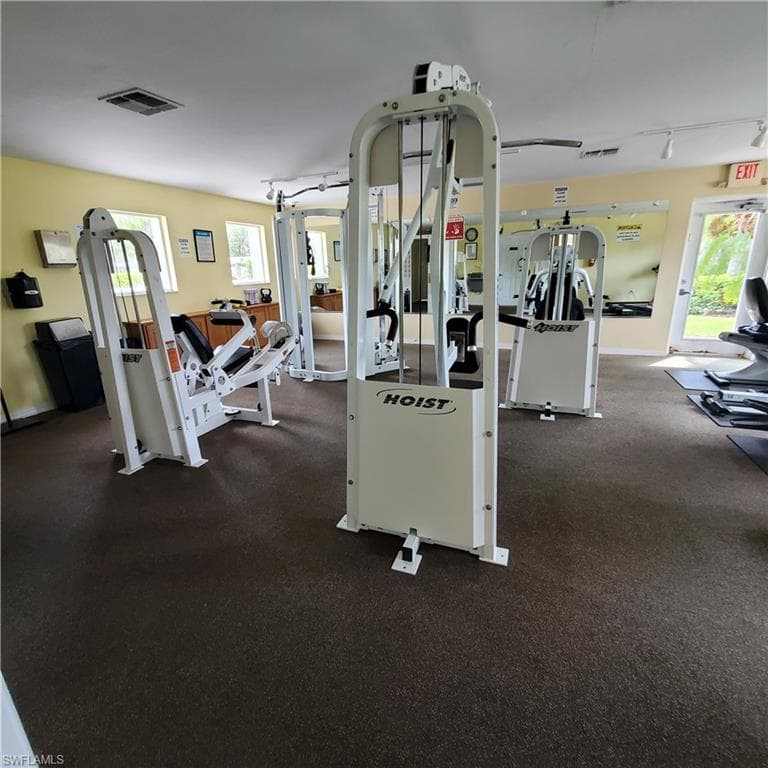 1769 Four Mile Cove PKWY 911-22
