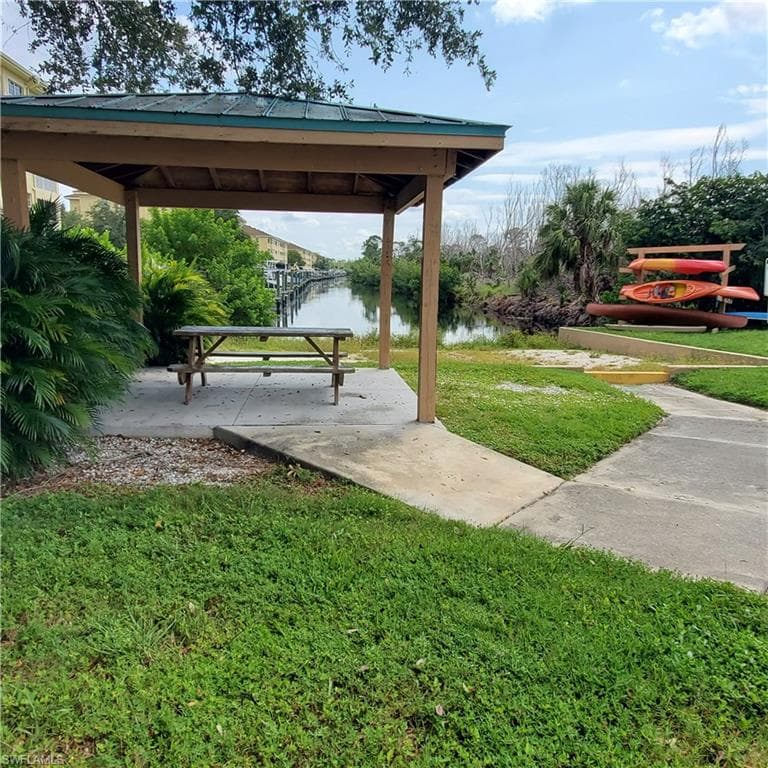 1769 Four Mile Cove PKWY 911-19
