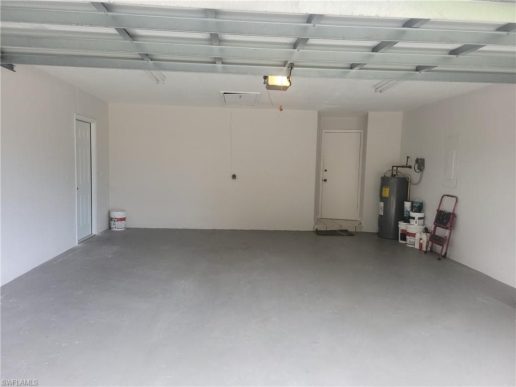 735 High Pines DR, NAPLES FL 34103-25