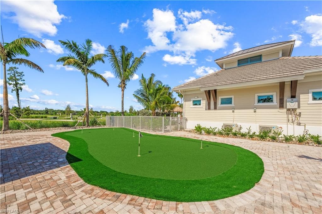 5660 Laguna Caribe CIR, FORT MYERS FL 33905-23