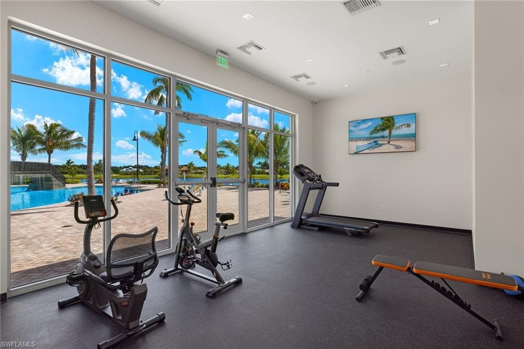 5618 Laguna Caribe CIR, FORT MYERS FL 33905-21