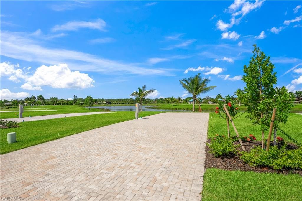 5618 Laguna Caribe CIR, FORT MYERS FL 33905-4