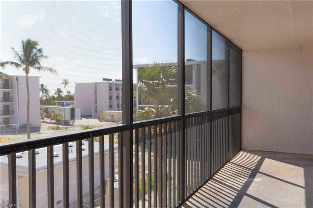 1501 Middle Gulf DR # 301F, SANIBEL FL 33957-37