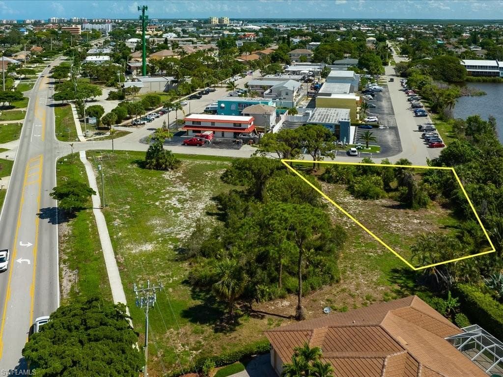 1127 Marco Lake DR-5