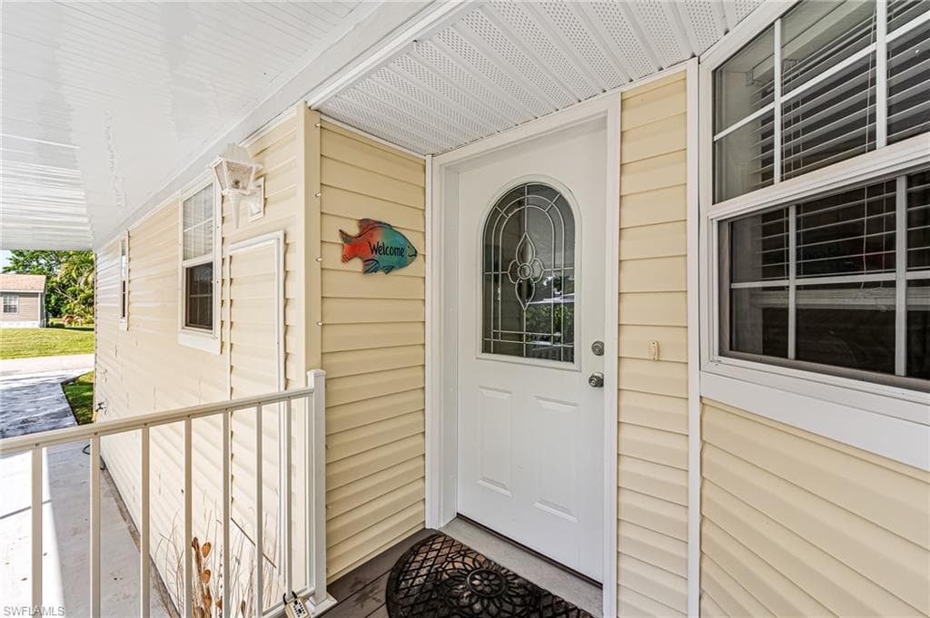 153 Rookery RD, NAPLES FL 34114-3