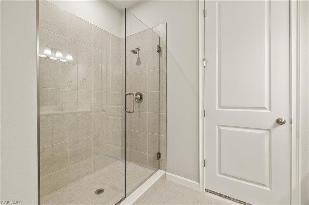 4646 Arboretum CIR # 201, NAPLES FL 34112-26