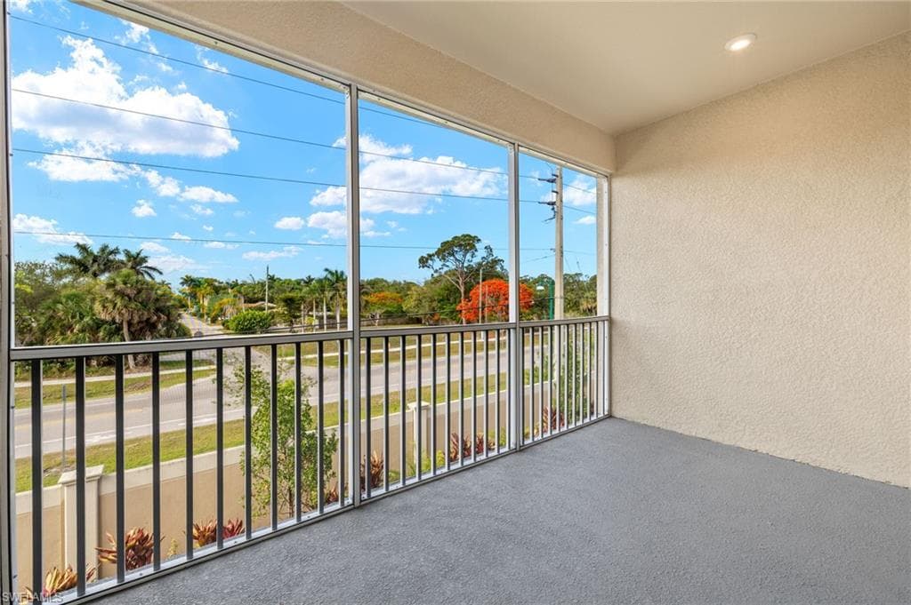 4646 Arboretum CIR # 201, NAPLES FL 34112-32