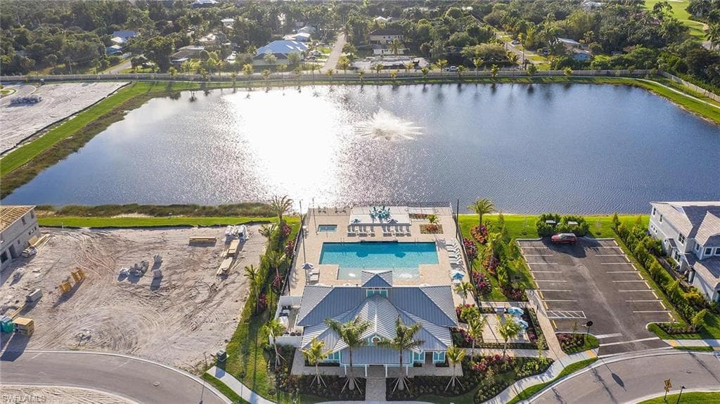 4646 Arboretum CIR # 202, NAPLES FL 34120-17