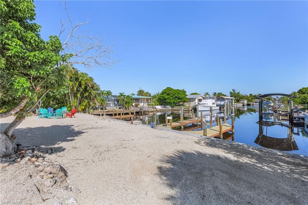 7380 Barrancas AVE, BOKEELIA FL 33922-9