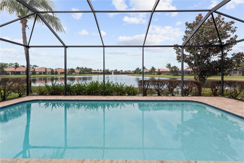 9208 Isla Bella CIR, BONITA SPRINGS FL 34135-36