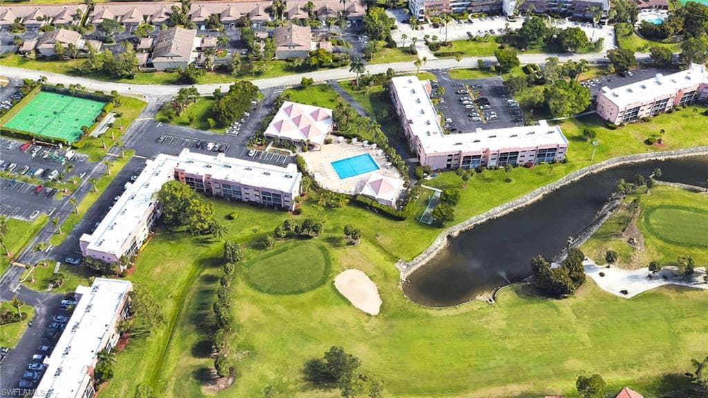 160 Turtle Lake CT # 204, NAPLES FL 34105-13