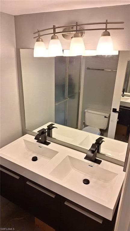 160 Turtle Lake CT # 204, NAPLES FL 34105-7