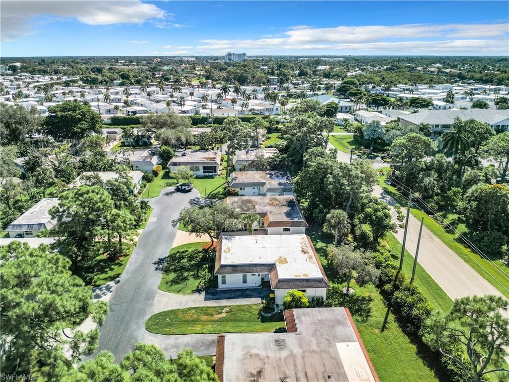 375 CARNABY CT # 54, NAPLES FL 34112-4