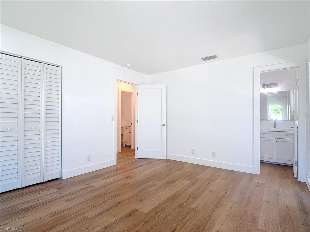 375 CARNABY CT # 54, NAPLES FL 34112-37