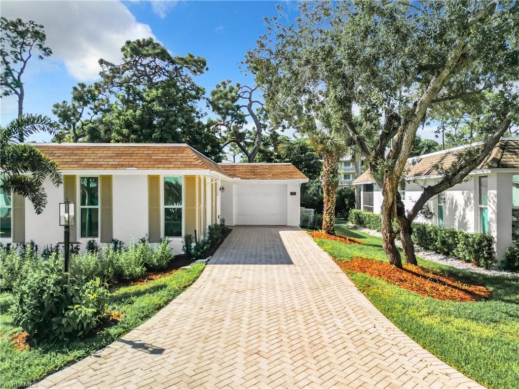 375 CARNABY CT # 54, NAPLES FL 34112-9