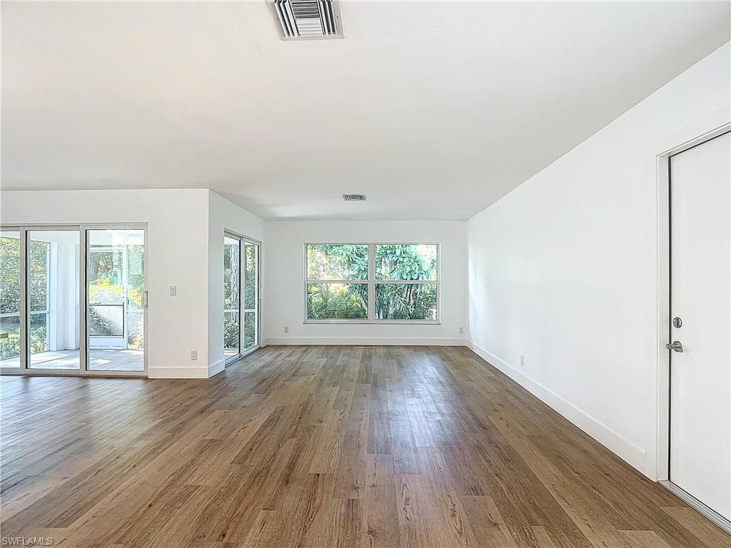 375 CARNABY CT # 54, NAPLES FL 34112-13